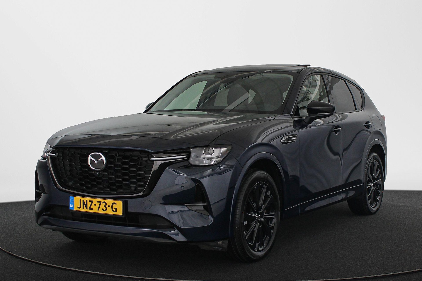 Mazda CX-60 - 2.5 e-SkyActiv PHEV Homura SOH 98%/ Panoramadak / 360 Camera / Adaptieve Cruise Control - AutoWereld.nl