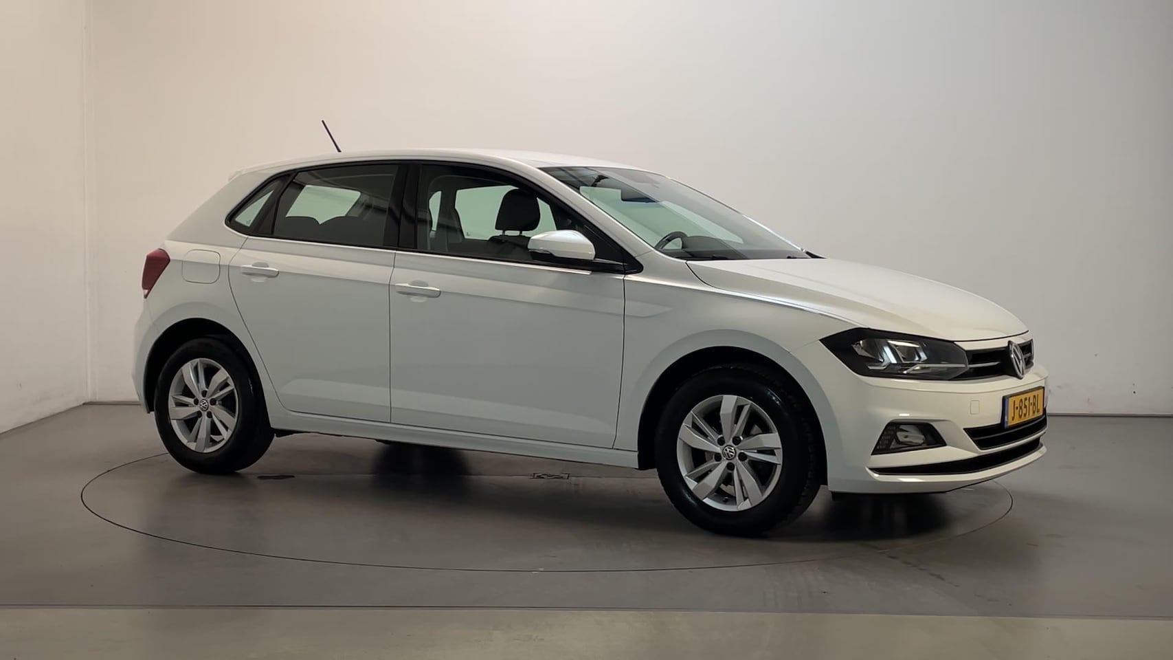 Volkswagen Polo - 1.0 TSI Comfortline Navigatie DAB+ App-Connect Airco - AutoWereld.nl