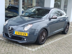 Alfa Romeo MiTo - 1.4 T EXCLUSIVE AUTOMAAT Navi | Clima | Cruise | Sportvelgen