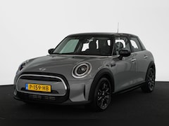 MINI Cooper - 1.5 Business Edition Automaat Sportstoelen Navi LED Koplampen