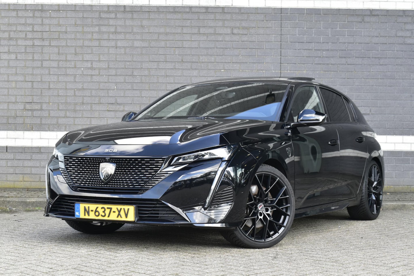 Peugeot 308 - 1.6 HYbrid 225 GT Pack Business / Pano / Stoelverwarming / FOCAL / Afn. Trekhaak / LED - AutoWereld.nl