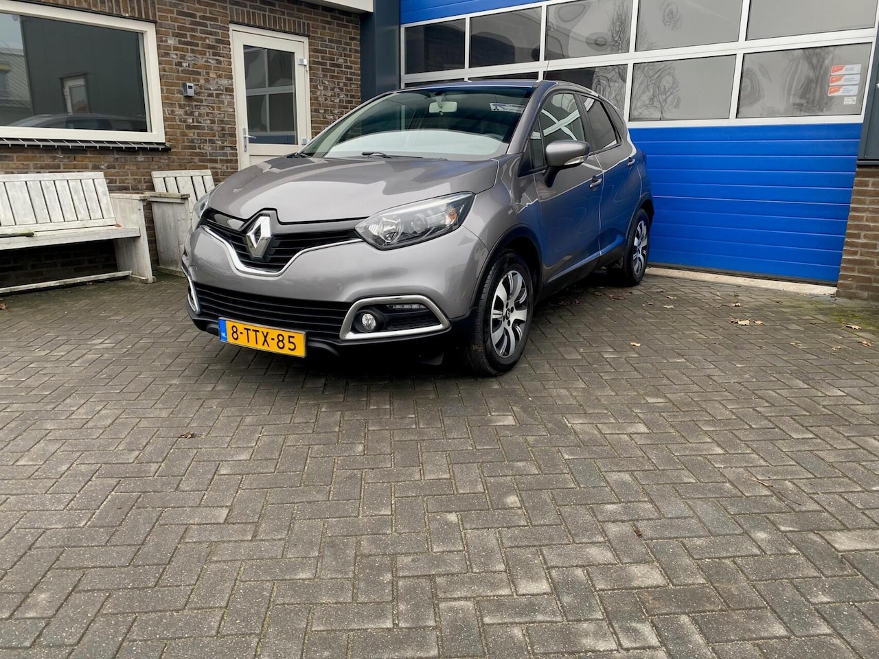 Renault Captur - 1.2 TCe Expression cruise airco trekhaak - AutoWereld.nl