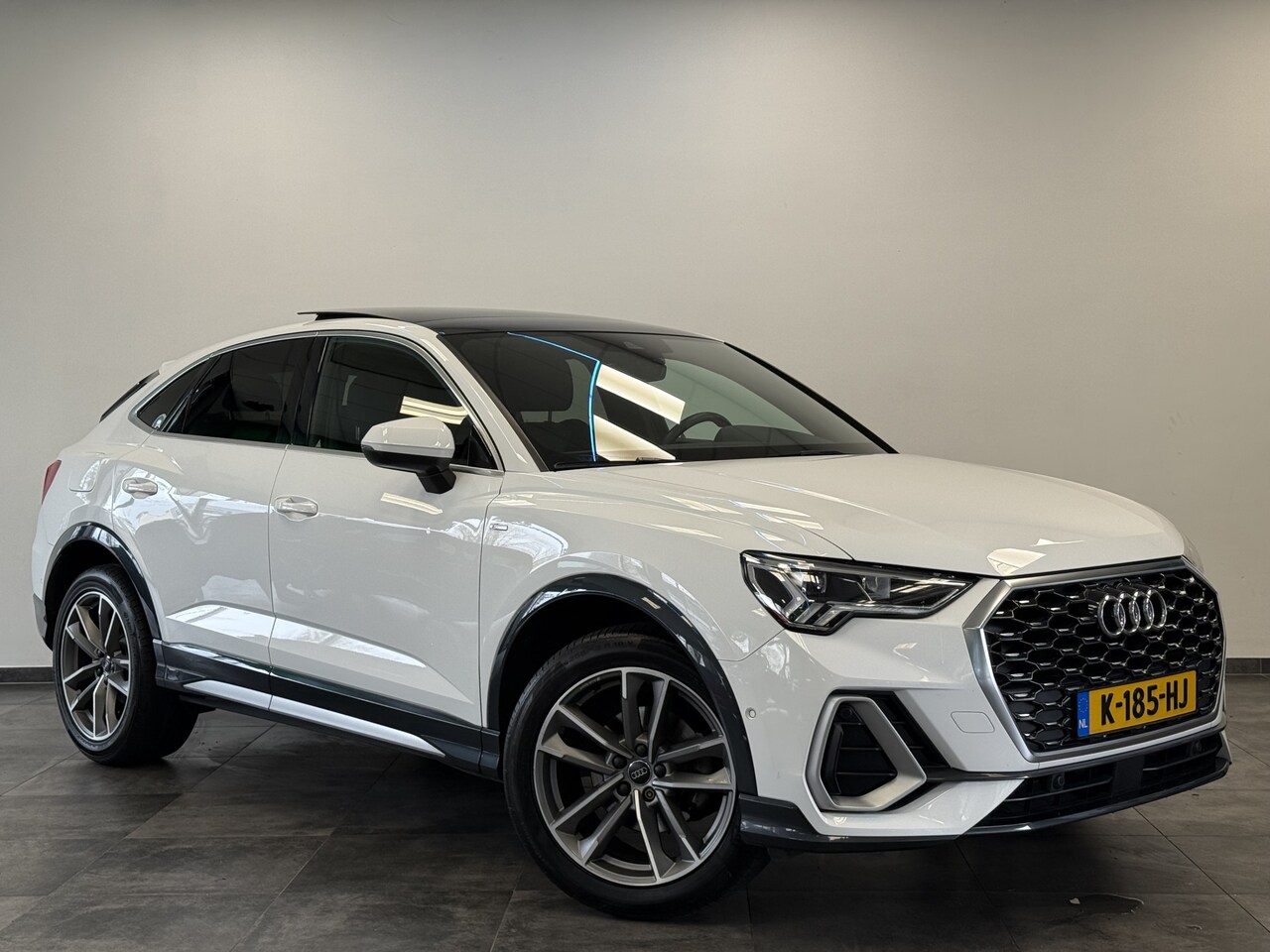 Audi Q3 Sportback - 35 TFSI Pro Line S ACC PDC VCP Elek. Stoelen Panoramadak Trekhaak - AutoWereld.nl