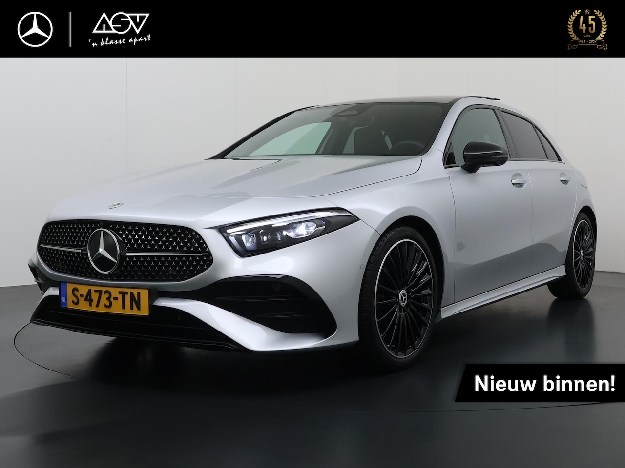 Mercedes-Benz A-klasse - 180 AMG Line (Facelift) | Panorama - Schuifdak | Head-Up Display | Burmester Surround Syst - AutoWereld.nl