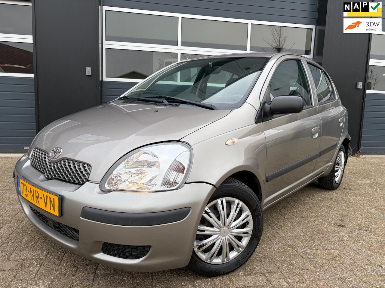 Toyota Yaris - 1.3 VVT-i Idols|BT Radio|1 Jaar APK!!!| - AutoWereld.nl