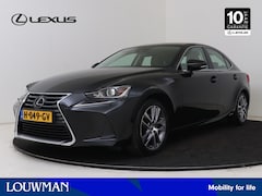 Lexus IS - 300h Hybrid Business Line | BTW Voertuig | Stoelverwarming | Lederenbekleding |