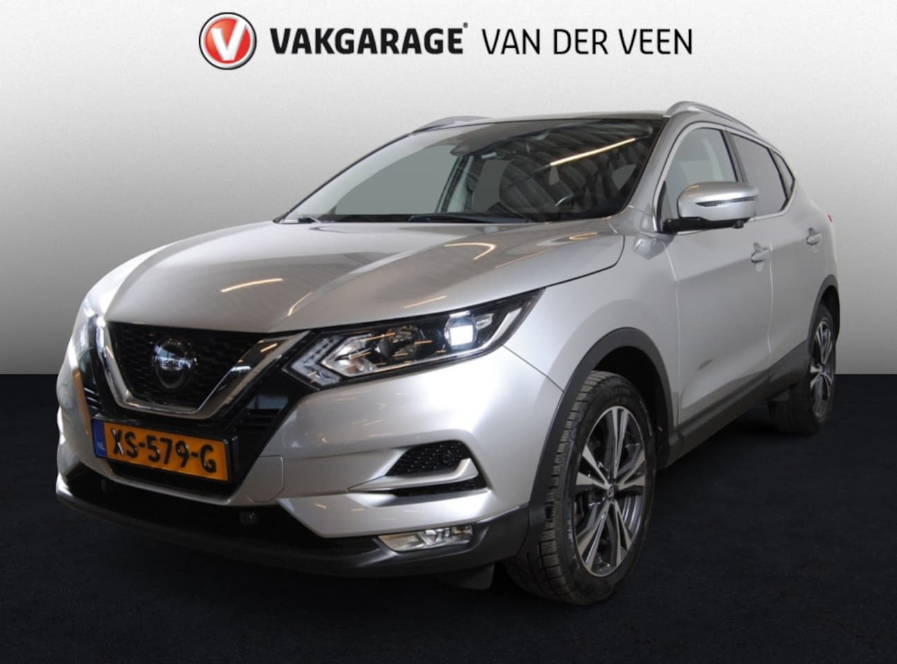 Nissan Qashqai - 1.2 N-Connecta | Camera | Keyless | Pano | Trekhaak - AutoWereld.nl