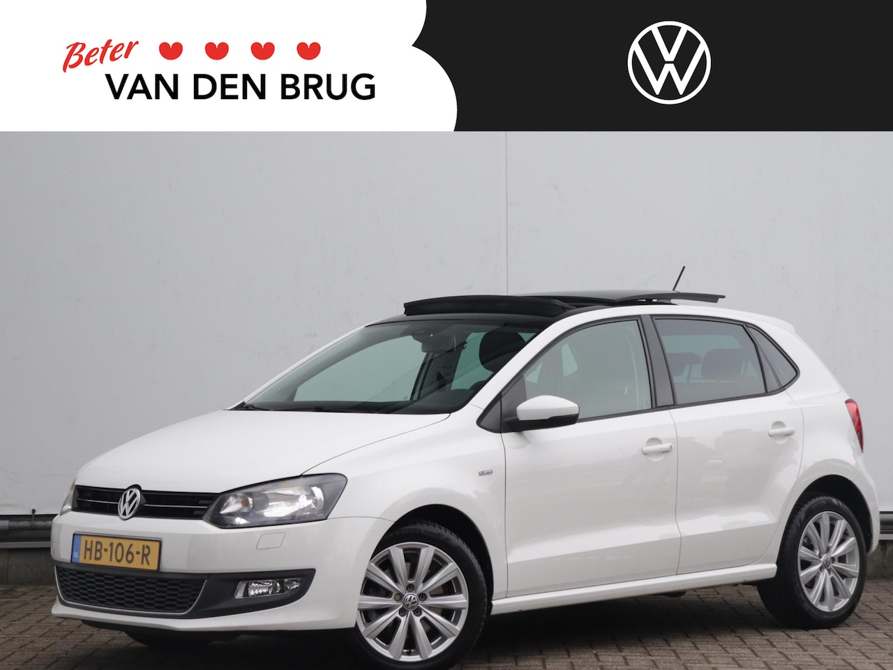 Volkswagen Polo - 1.2 TSI R-Line Edition | Panoramodak | App Connect | Bluetooth | Cruise Control | Trekhaak - AutoWereld.nl