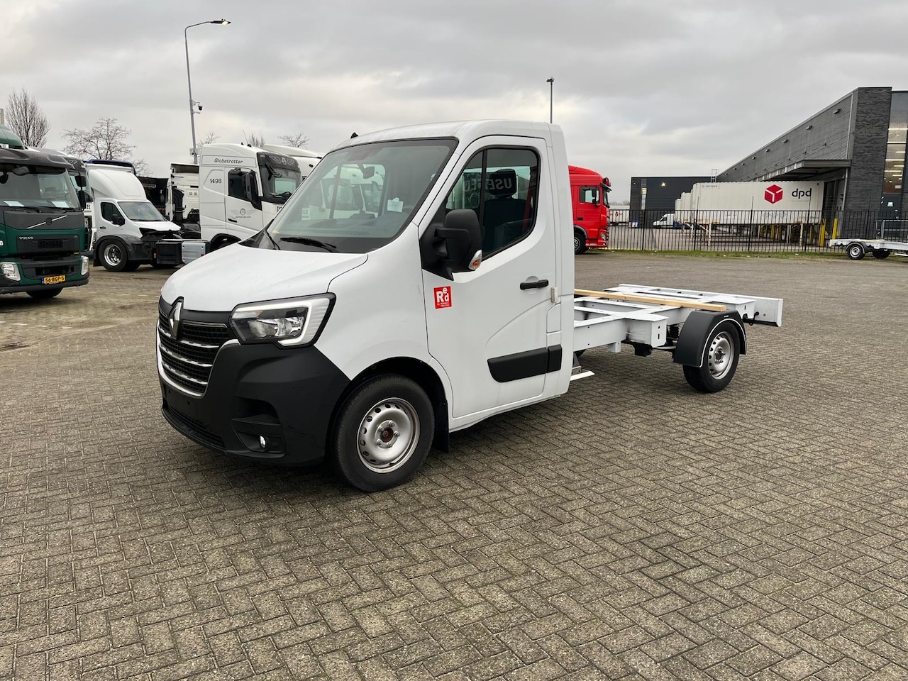 Renault Master E-Tech - Z.E. 52 kwh, RED, 3T5 Ccab FWD L 2, 4x2 - AutoWereld.nl
