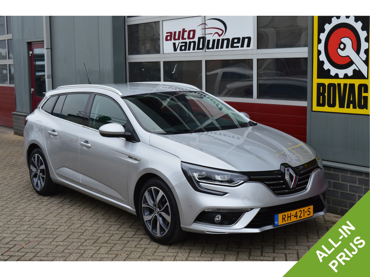 Renault Mégane Estate - 1.2 TCe Bose O.a: Haak, PDC, Camera, Clima, Navi, Cruise, Etc. All-in prijs! - AutoWereld.nl