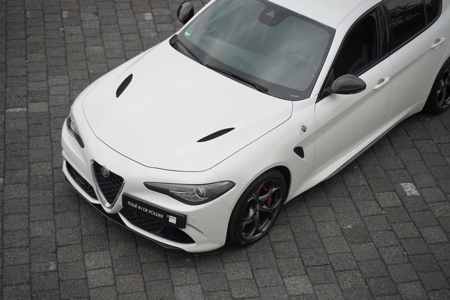 Alfa Romeo Giulia - 2.9 V6 Quadrifoglio 2.9 V6 Quadrifoglio - AutoWereld.nl