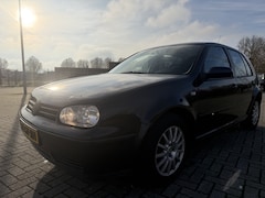 Volkswagen Golf - 2.0 Highline Clima Cruise Control 5 Deurs