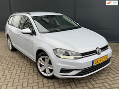 Volkswagen Golf Variant - 1.0 TSI Trendline/Navi/carplay/Airco/cruise/parkeer sensoren voor /achter