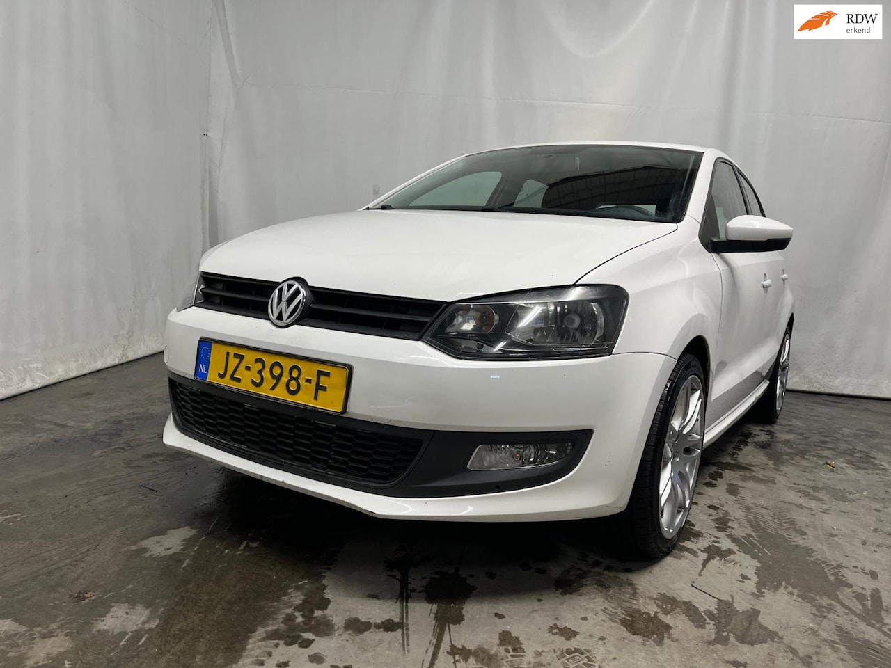 Volkswagen Polo - 1.2 Easyline SCHADEAUTO!! - AutoWereld.nl