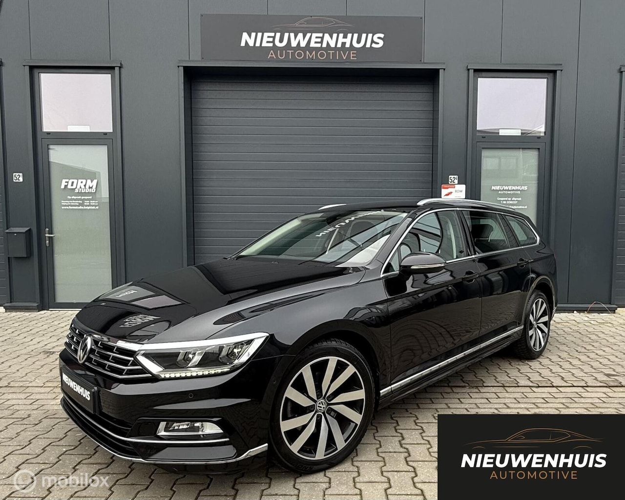 Volkswagen Passat Variant - 1.5 TSI Highline Business R 1.5 TSI Highline Business R - AutoWereld.nl