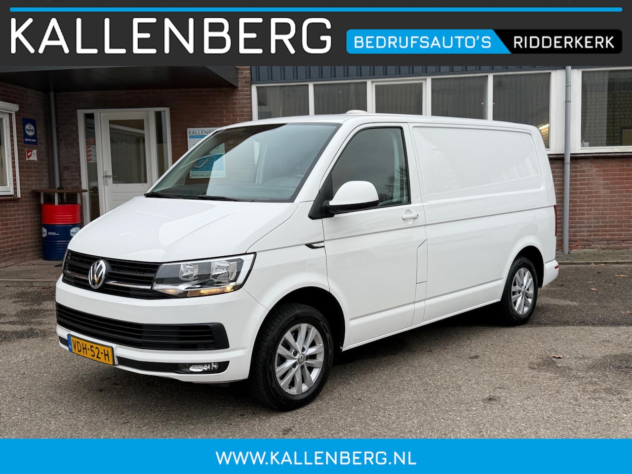Volkswagen Transporter - 2.0 TDI 102PK L1H1 Highline / Multi stuur / PDC 2x / Klep / Cruise - AutoWereld.nl
