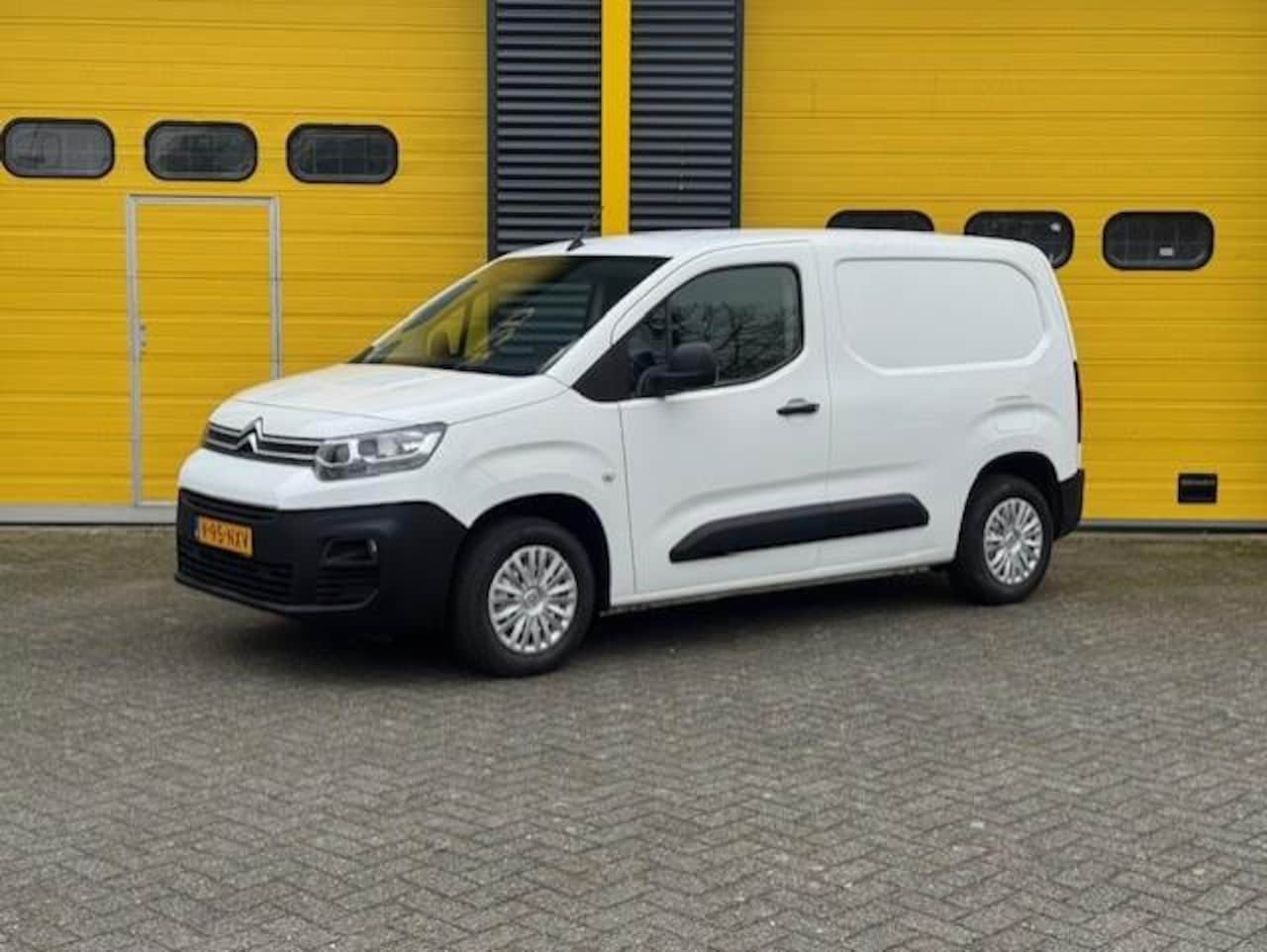 Citroën Berlingo - 1.2 Airco PDC Cruise prijs EX BTW - AutoWereld.nl