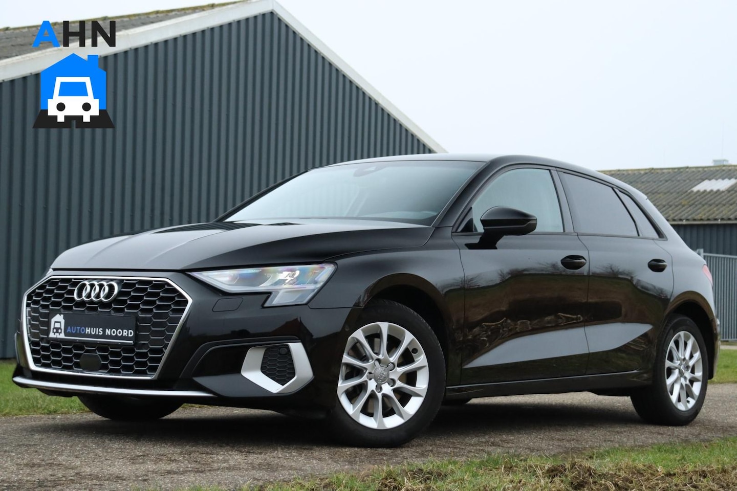 Audi A3 Sportback - 30 TFSI / DSG / LED / Trekhaak / Sportstoelen / Cruise / Camera! - AutoWereld.nl