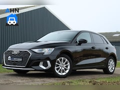 Audi A3 Sportback - 30 TFSI / DSG / LED / Trekhaak / Sportstoelen / Cruise / Camera