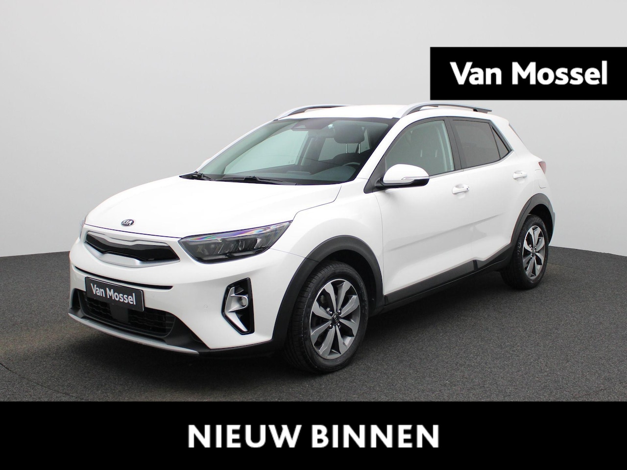 Kia Stonic - 1.0 T 100 More | APPLE CARPLAY | ANDROID AUTO | ACHTERUITRIJCAMERA | DODEHOEKSENSOREN | NA - AutoWereld.nl