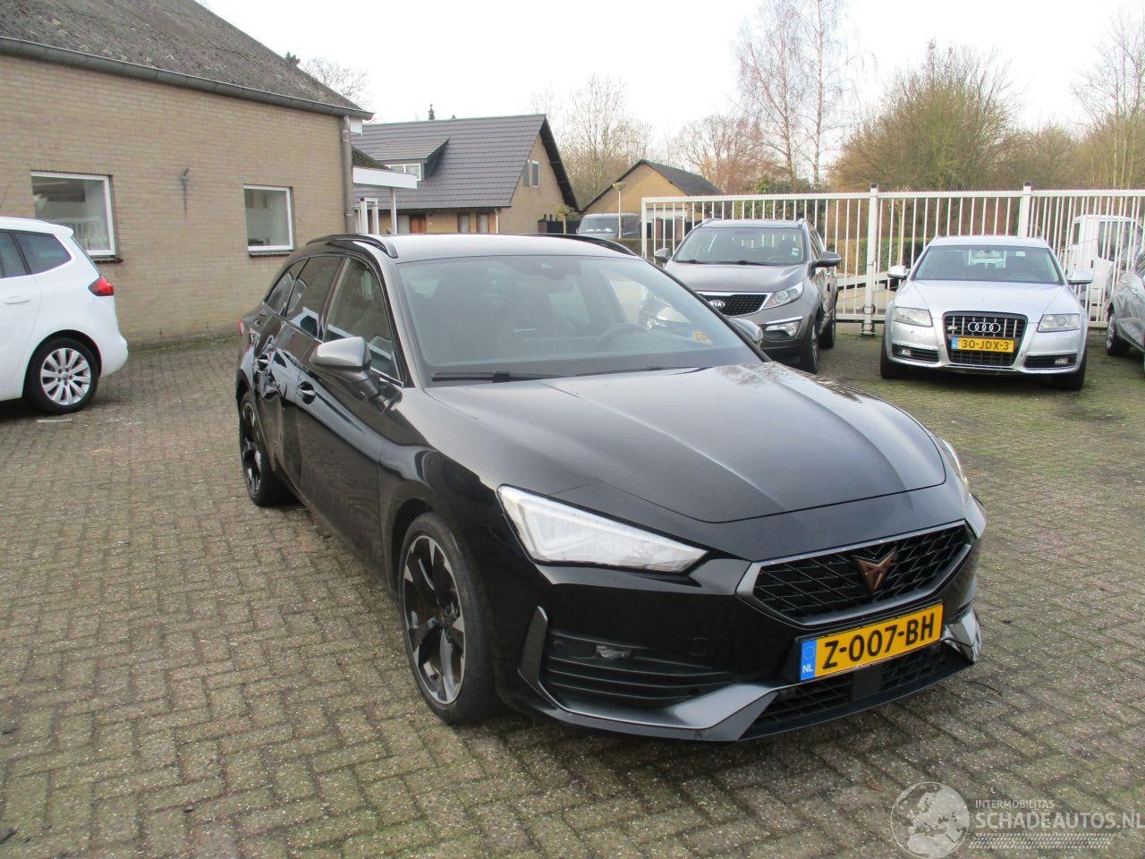 CUPRA Leon Sportstourer - 1.5 eTSI Bsn Ed.Pl REST BPM 1750 EURO - AutoWereld.nl