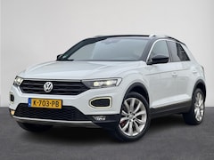 Volkswagen T-Roc - 1.5 TSI Sport | Airco | Carplay | Camera | Parkeersensor voor/achter | Winter-pakket | LM