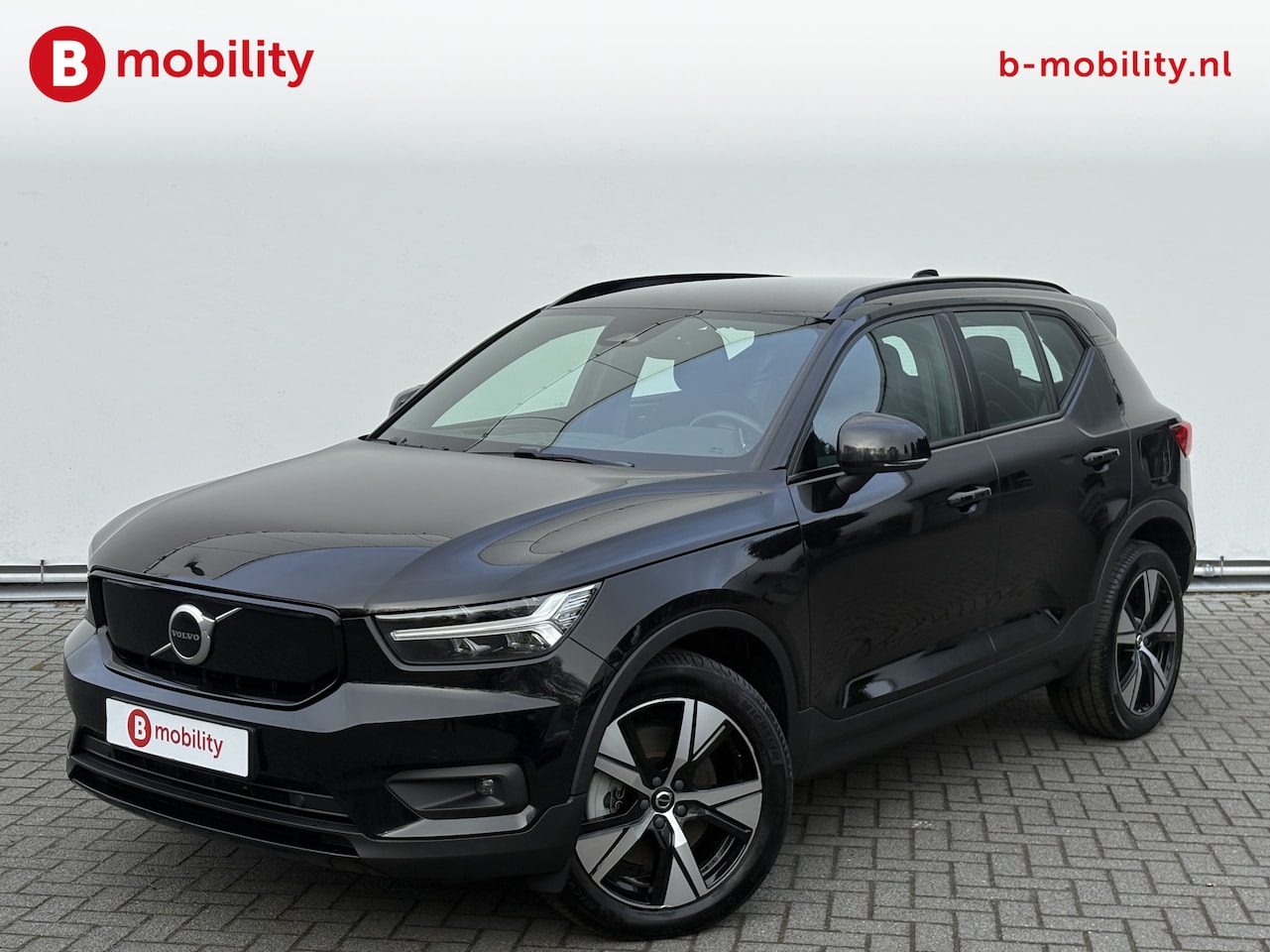 Volvo XC40 - Recharge P8 AWD R-Design SOH 94% Trekhaak 1500kg | Achteruitrijcamera | Adaptive Cruise Co - AutoWereld.nl