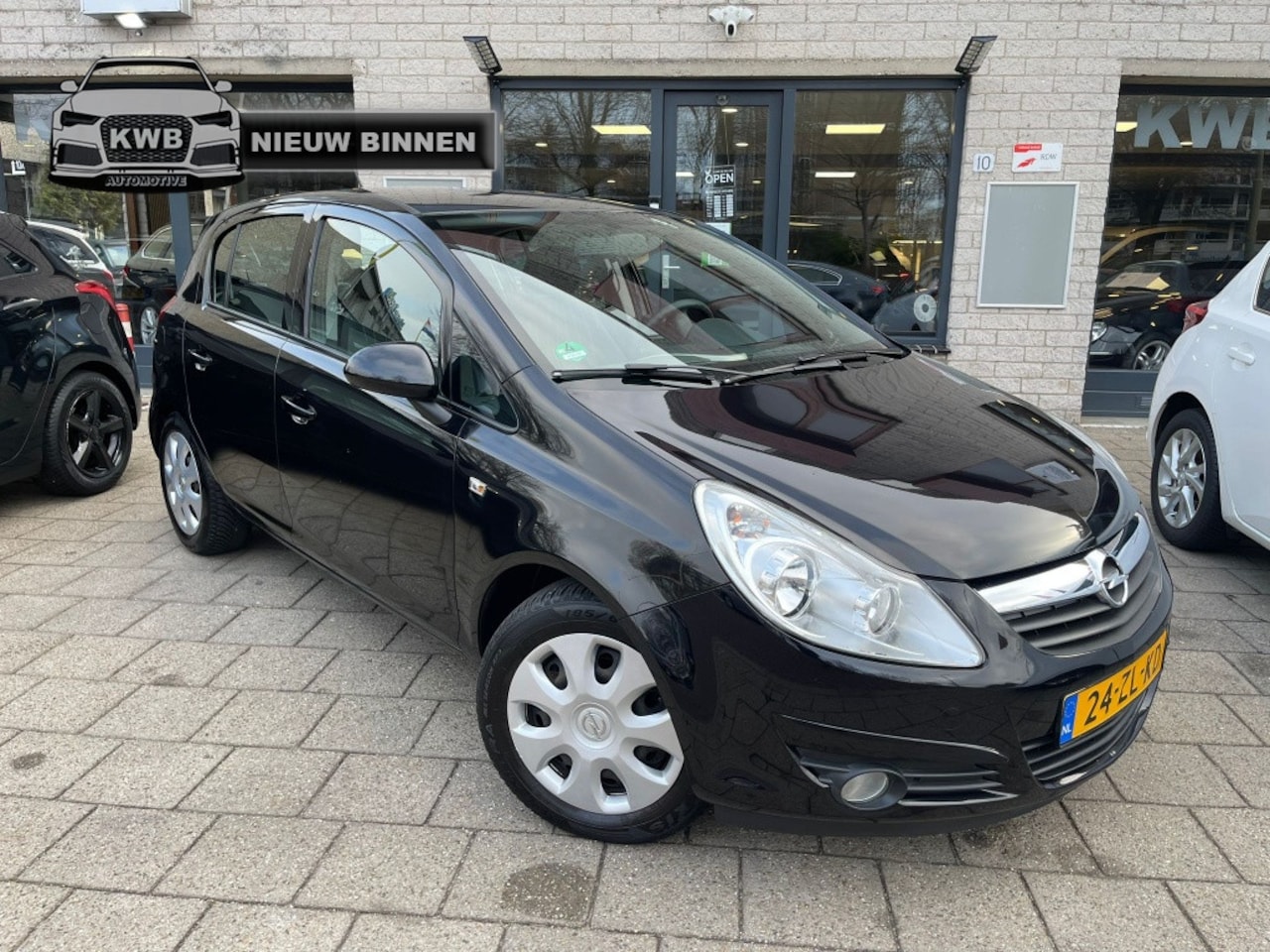 Opel Corsa - 1.2-16V Enjoy 5Drs Airco Carplay Camera - AutoWereld.nl