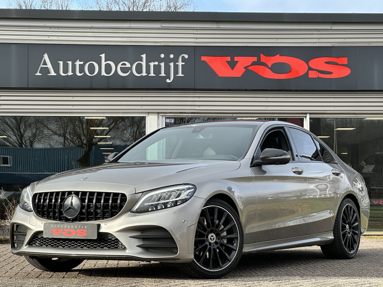 Mercedes-Benz C-klasse - 180 AMG-Line | 360 Camera | Virtual Cockpit | LED - AutoWereld.nl