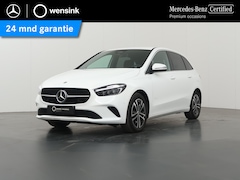 Mercedes-Benz B-klasse - 250 e Luxury Line | Trekhaak | Getint glas | Verwarmd stuur | Apple carplay |