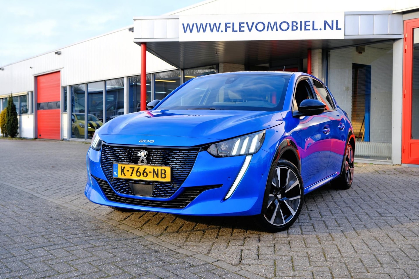 Peugeot e-208 - EV GT 350 50 kWh Aut. Pano|Leder-Alcant|Adapt.Cruise|LMV - AutoWereld.nl