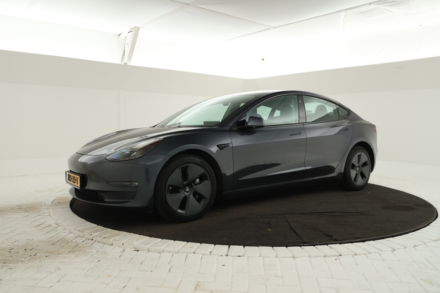 Tesla Model 3 - Long Range RWD Long Range AWD 75 kWh Leer, climate, autopilot - AutoWereld.nl