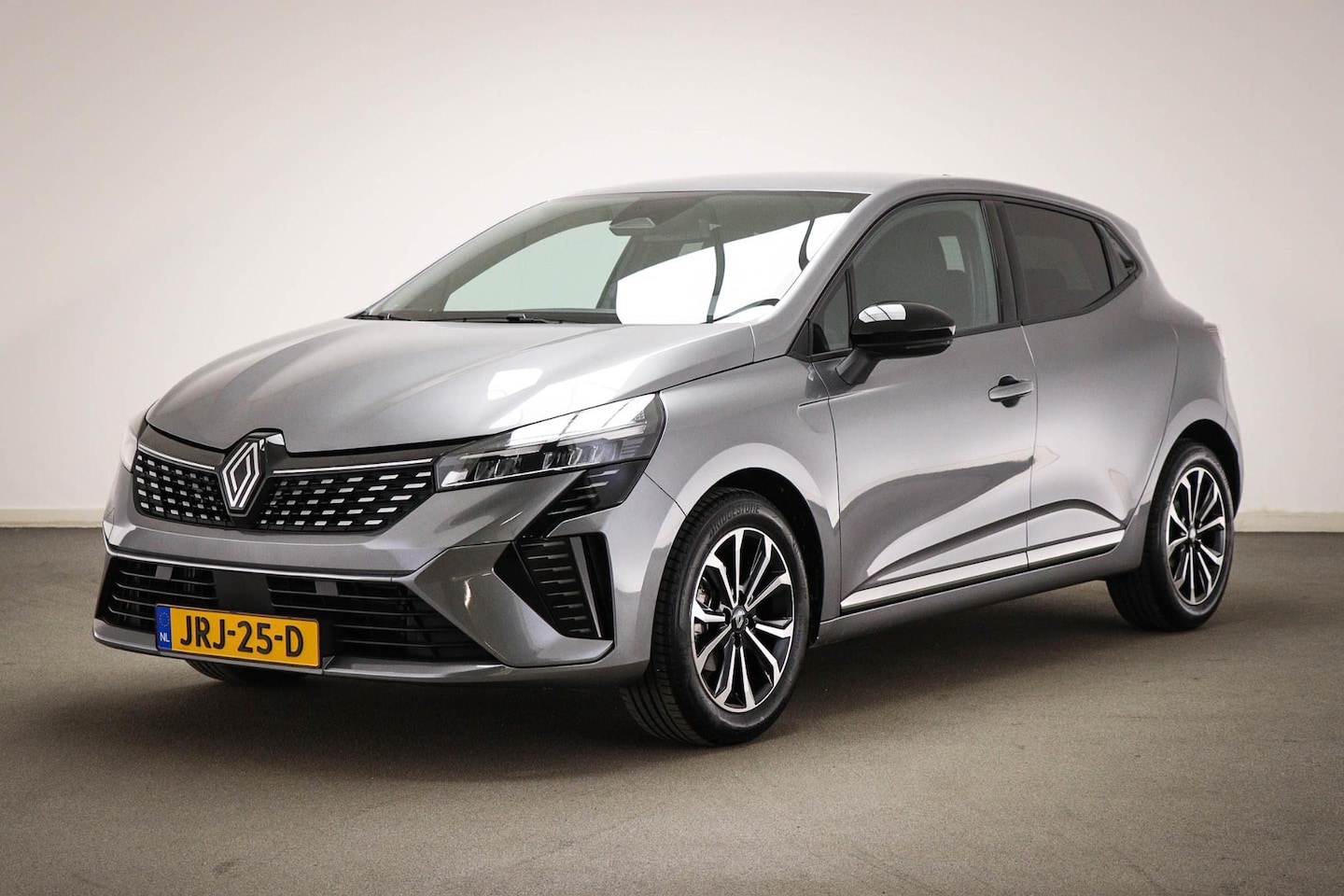 Renault Clio - 1.0 TCe 90 GPF techno | LED | NAVIGATIE | DAB | APPLE | CAMERA - AutoWereld.nl