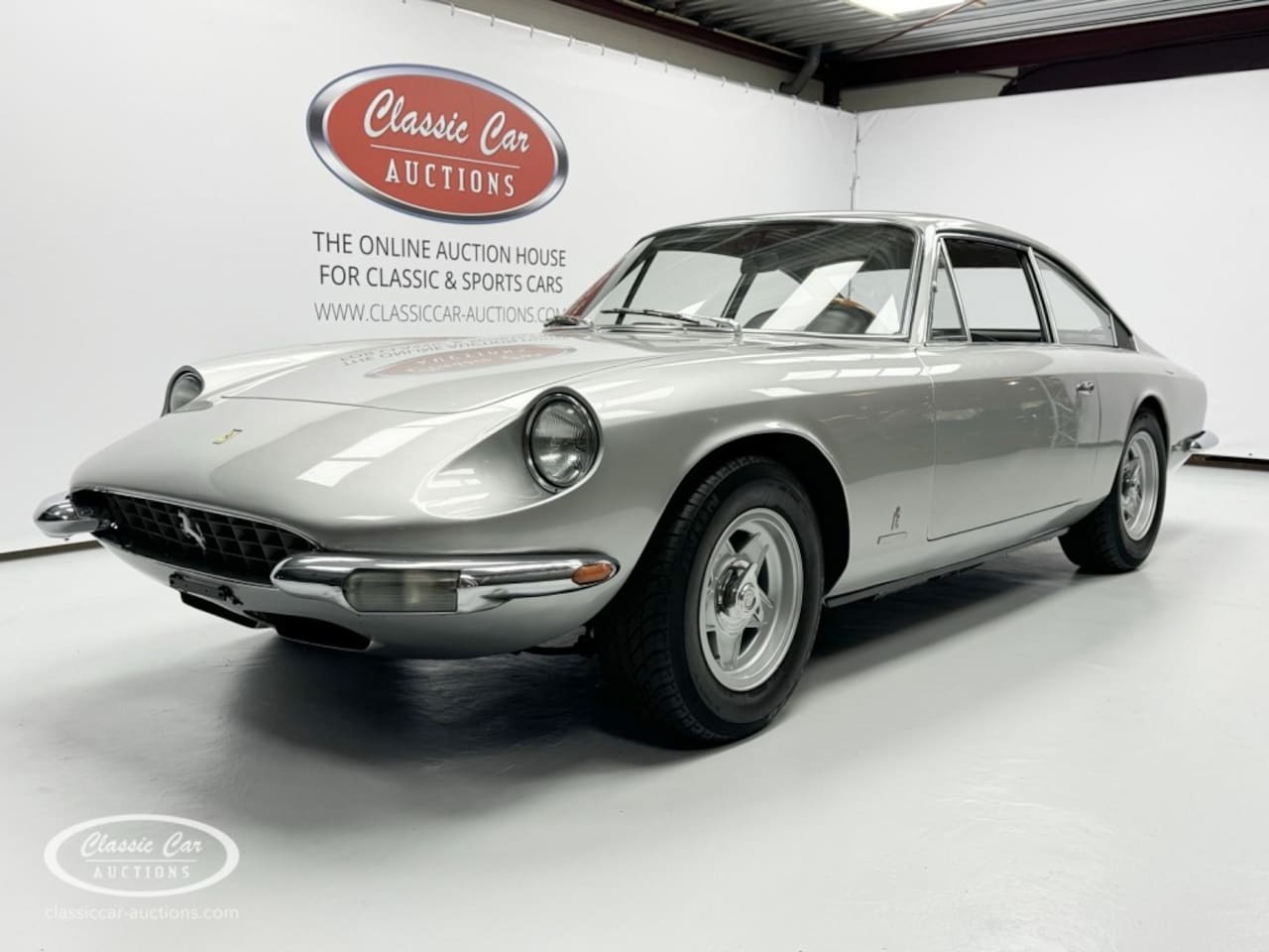 Ferrari 365 - GT 2+2  - ONLINE AUCTION - AutoWereld.nl