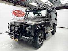 Land Rover Defender - Tomb Raider - ONLINE AUCTION