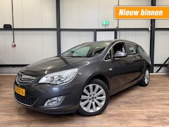 Opel Astra Sports Tourer - 1.4 Turbo Cosmo / CLIMA / CRUISE / PDC /