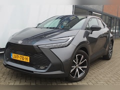 Toyota C-HR - 1.8 Hybrid 140 First Edition All weather banden l Stuur + Stoel verwarming l Dodehoek sens