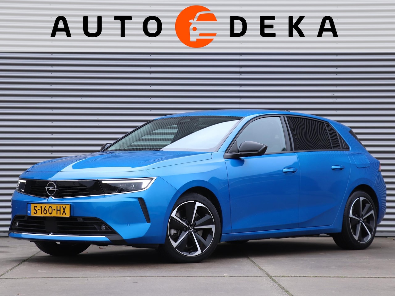 Opel Astra - 1.6 Hybrid Business Edition Automaat *Winterpack*Navigatie* - AutoWereld.nl