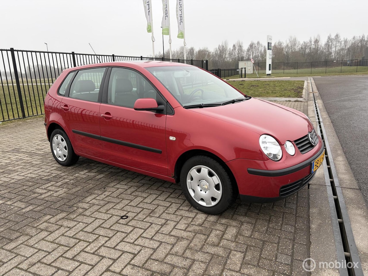 Volkswagen Polo - 1.4-16V Highline AUTOMAAT - AutoWereld.nl