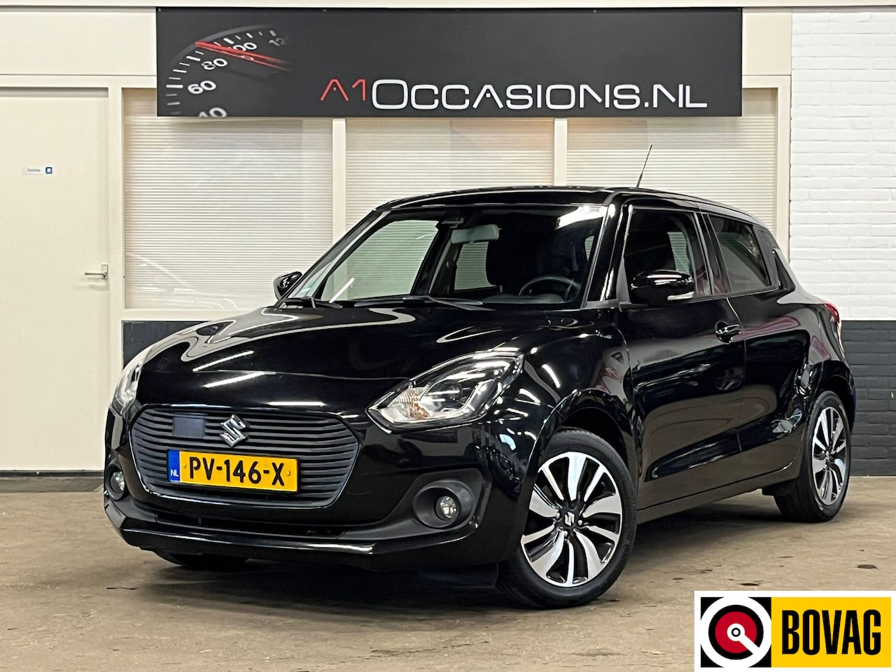 Suzuki Swift - 1.2 Stijl Smart Hybrid + APPLE CARPLAY/ANDRIOD AUTO + STOELVERWARMING - AutoWereld.nl