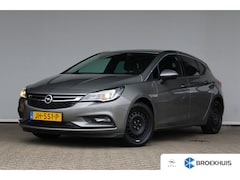 Opel Astra - 1.4 Innovation | Navigatie | Parkeersensoren | Cruise control | Camera | Dodehoek detectie