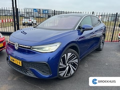 Volkswagen ID.5 - Pro Business 77kWh 286pk | 360° graden camera | Navigatie | Stoelverwarming | Elektrische