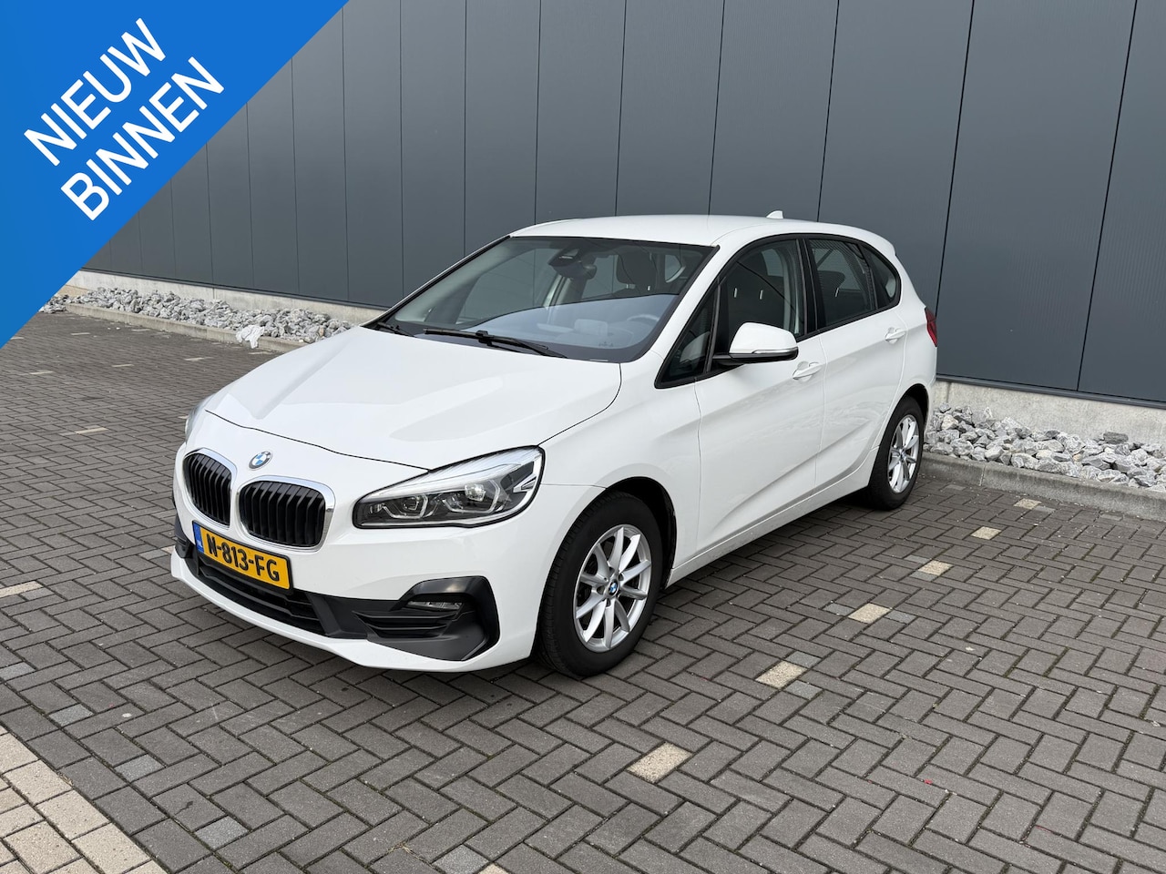 BMW 2-serie Active Tourer - 218i Business Edition | Automaat | NAP | Navi | PDC | Head up display - AutoWereld.nl