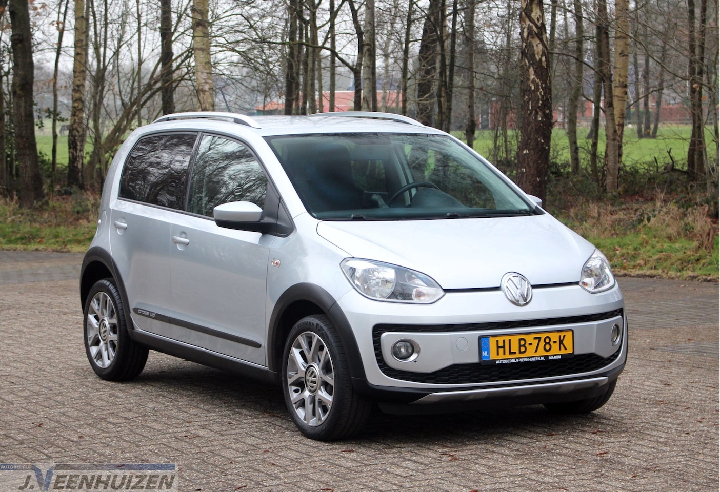 Volkswagen Up! - 1.0 cross up! BlueMotion | 2013 | Stoelverwarming | Navi | - AutoWereld.nl