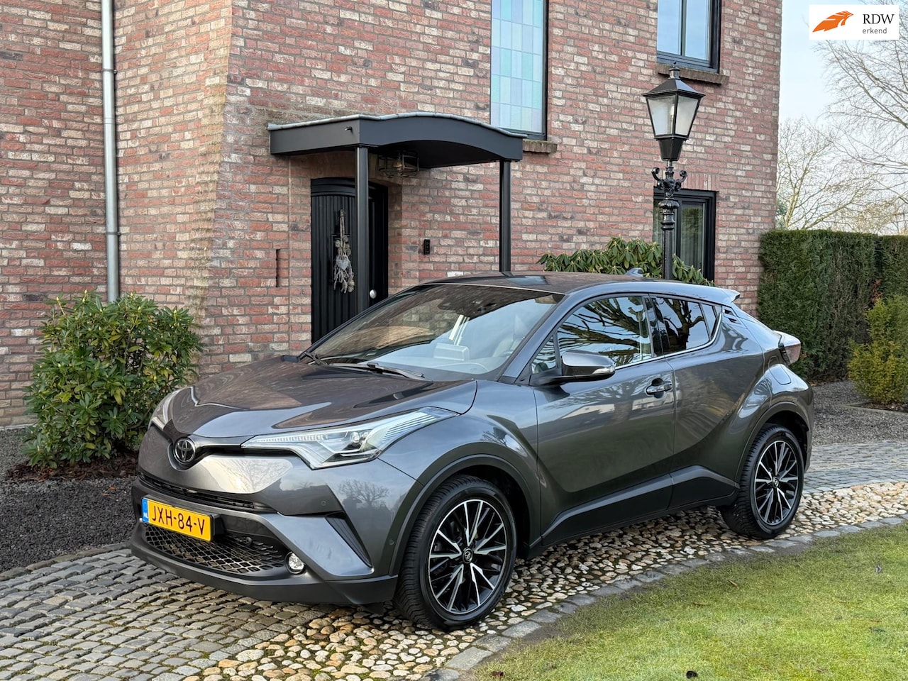 Toyota C-HR - 1.2 Style Automaat AWD Leder Camera JBL - AutoWereld.nl
