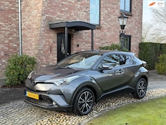 Toyota C-HR - 1.2 Style Automaat AWD Leder Camera JBL