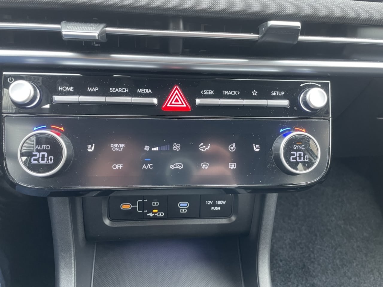 Hyundai Tucson - 1.6 T-GDI PHEV Comfort Smart*RIJKLAARPRIJS*