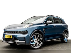 Lynk & Co 01 - 1.5 Plug-in Hybrid 262 Pk I Modeljaar 2023 I Panoramadak I 75 km Elektrisch I 360 Camera I