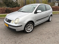 Volkswagen Polo - 1.4-16V Comfortline Airco|Cruise|APK