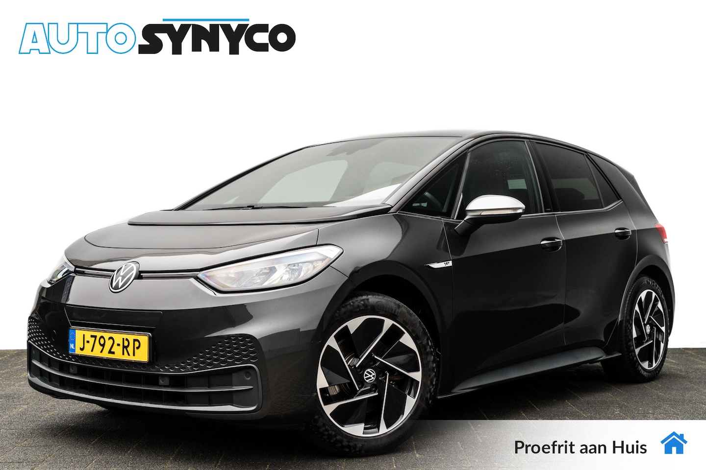 Volkswagen ID.3 - First Pro 58 kWh | IQ.Light | Carplay | Adap. Cruise | Stuurverwarming | PDC - AutoWereld.nl